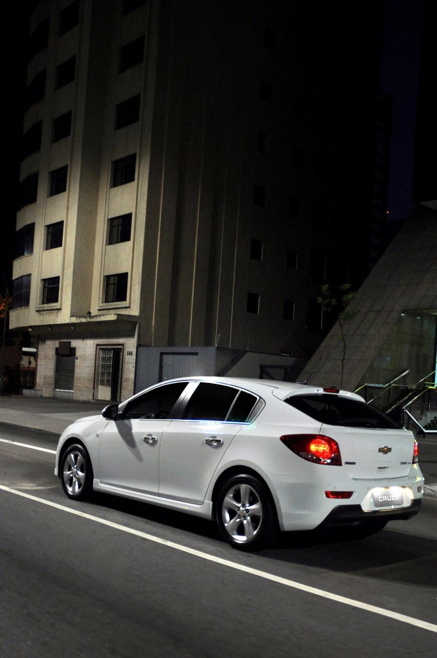  Chevrolet Cruze Sport6 2012 года  (фото 43 из 63)